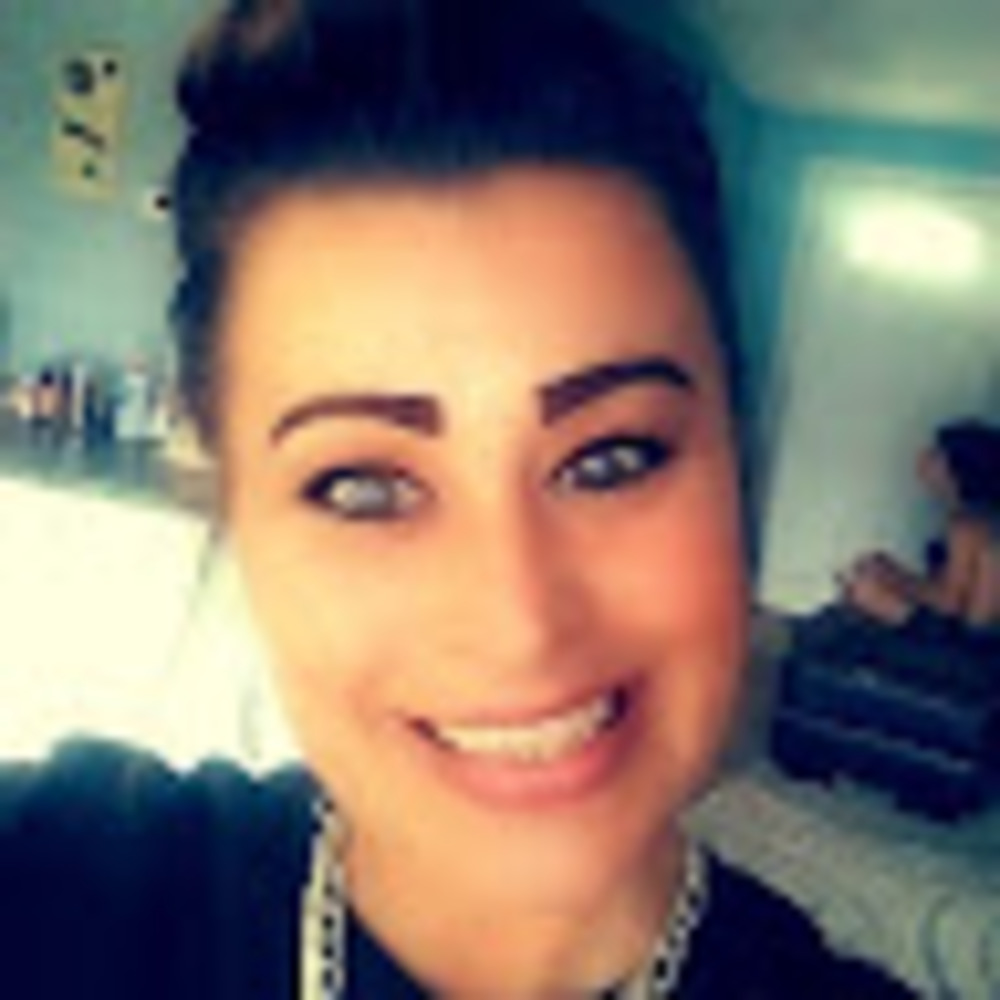 Meet your Posher, April